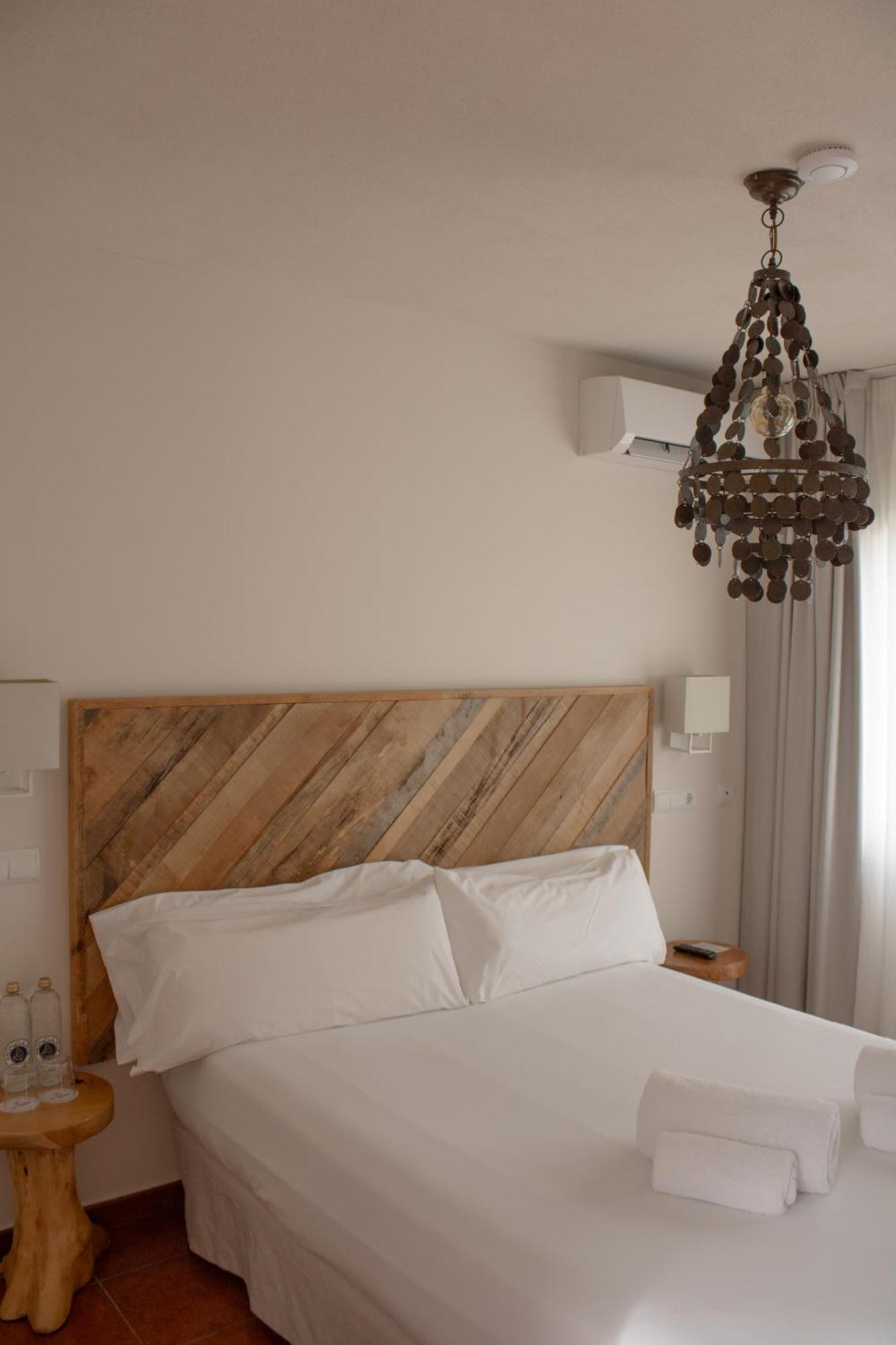 Hostal La Torre Ibiza Cap Negret (Adults Only) Sant Antoni de Portmany Zewnętrze zdjęcie